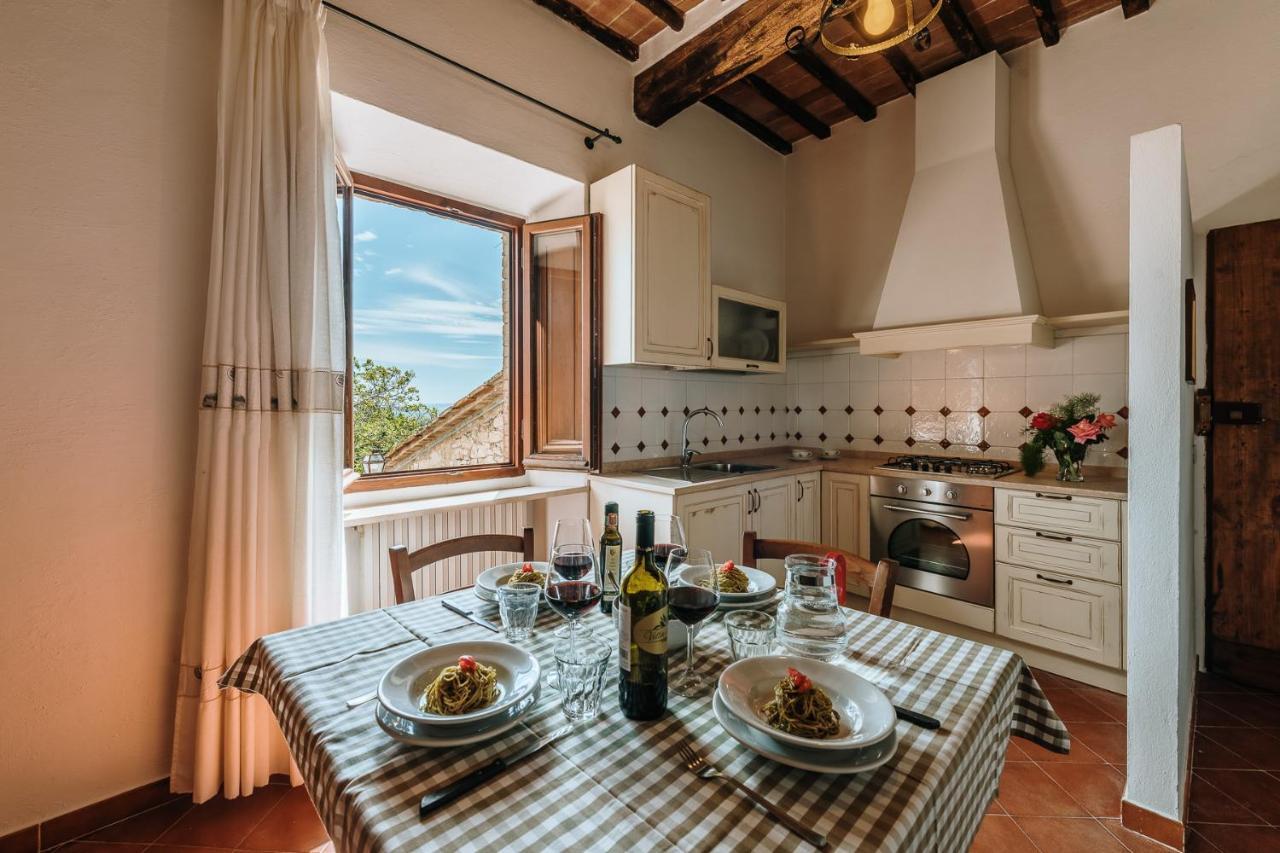 Borgo Villa A Sesta San Gusme Exterior foto
