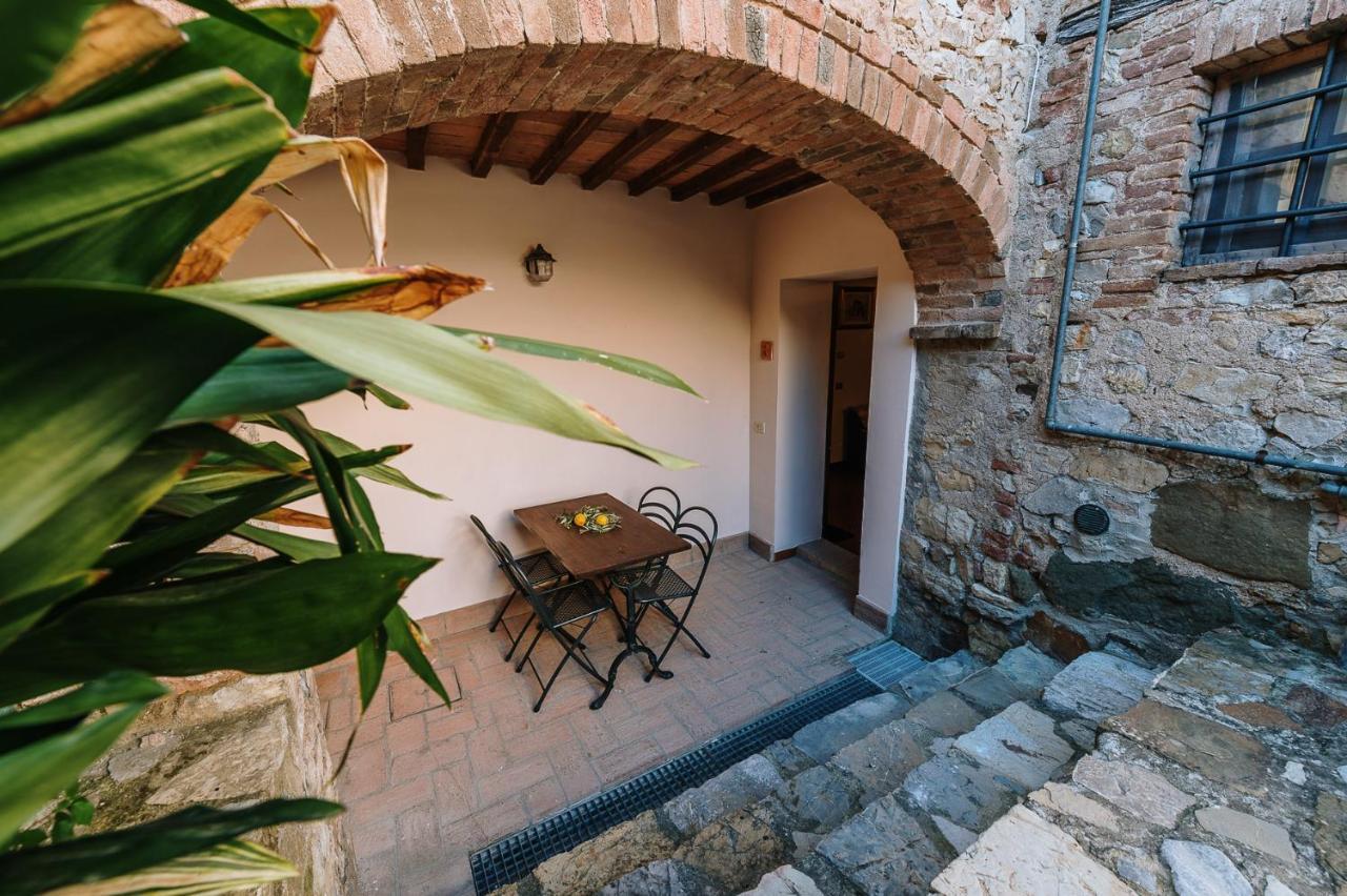 Borgo Villa A Sesta San Gusme Exterior foto